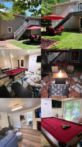 Luxurious Pocono home with pool table/fireplace